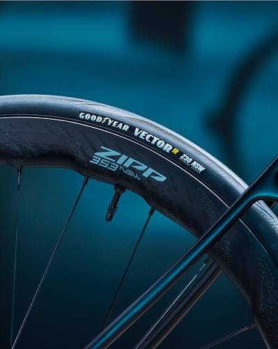 Goodyear Vector R Z30 Road Tyre – Tubeless Complete – 30C & 35C Zipp